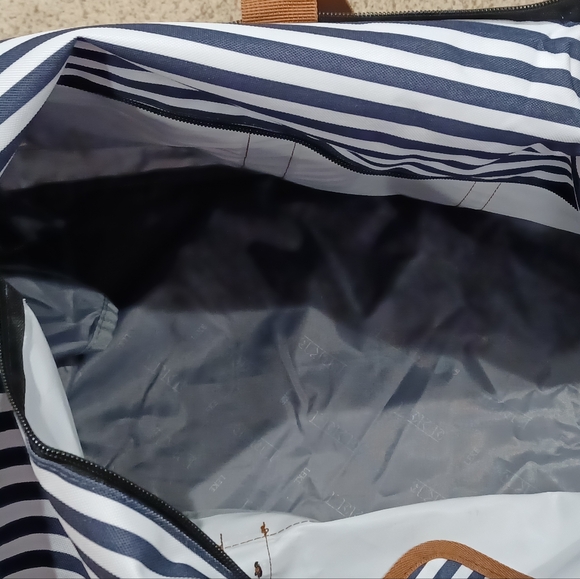 Women's Lekesky Foldable Travel Duffle Bag 100L - Picture 9 of 14